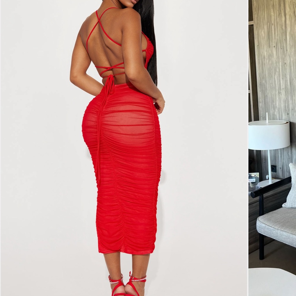 Elegant Red Ruched Dress - Picture 2 of 5